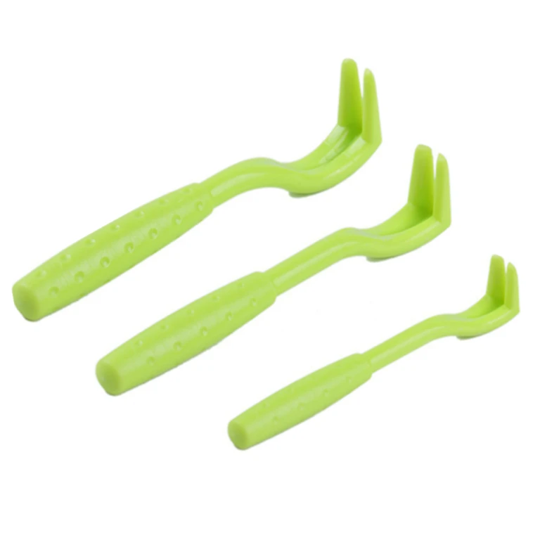 Advanllent 3 Sizes Tick Removal Tool For Dogs, Cats, Plastic Flea And Tick Remover, Flea And Tick Grabber